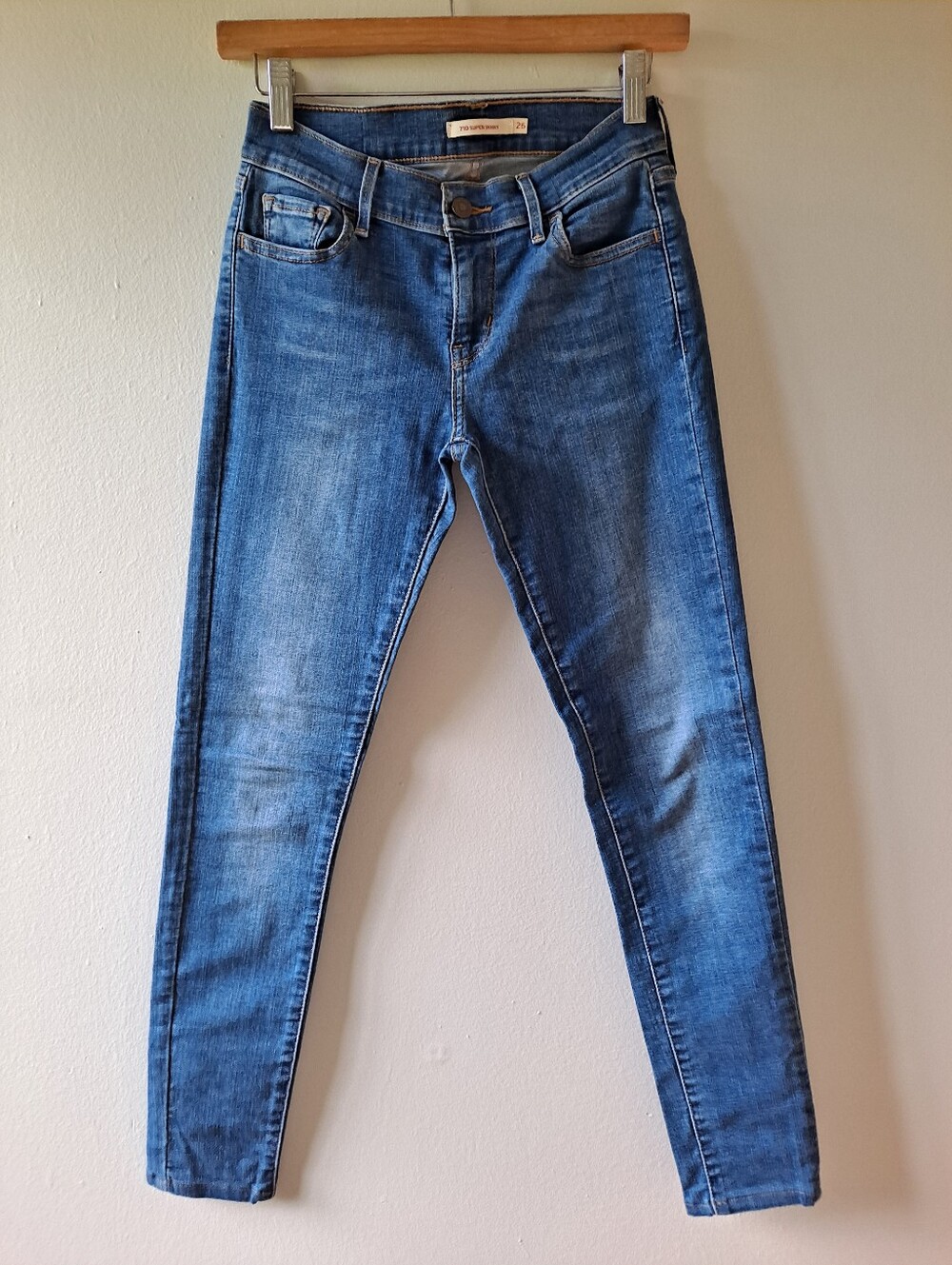 Levi's 710 Super Skinny Jean. Size 26